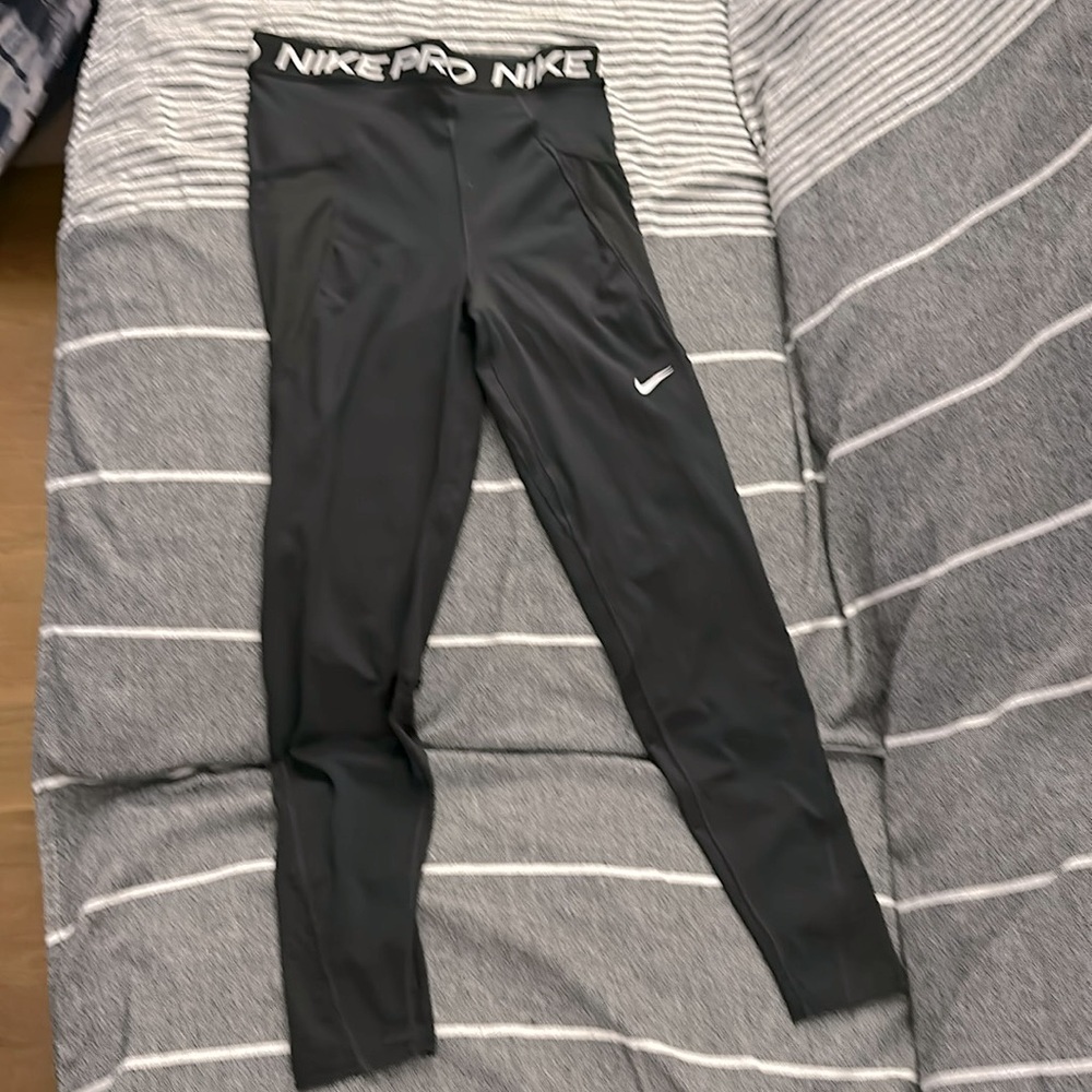 Sport leggings Nike Pro Small Size.